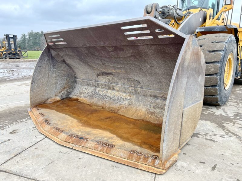 Volvo L350F - Image 8