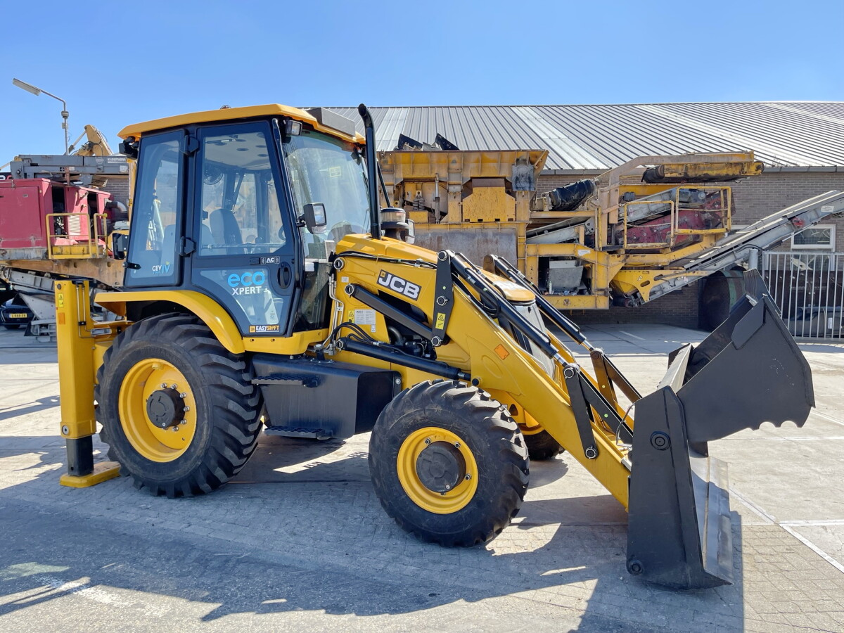 JCB 3DX  Backhoe Loader - Image 4