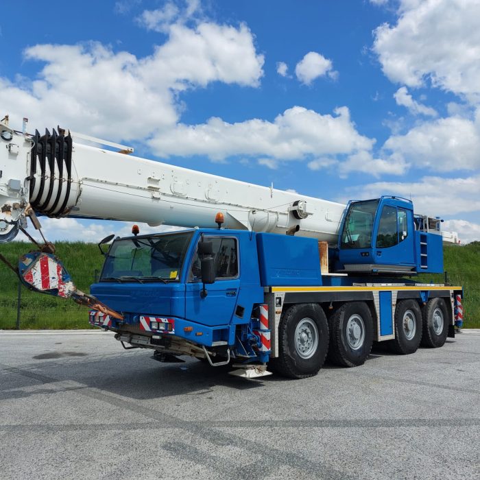 TADANO FAUN ATF90G-4  90 Ton