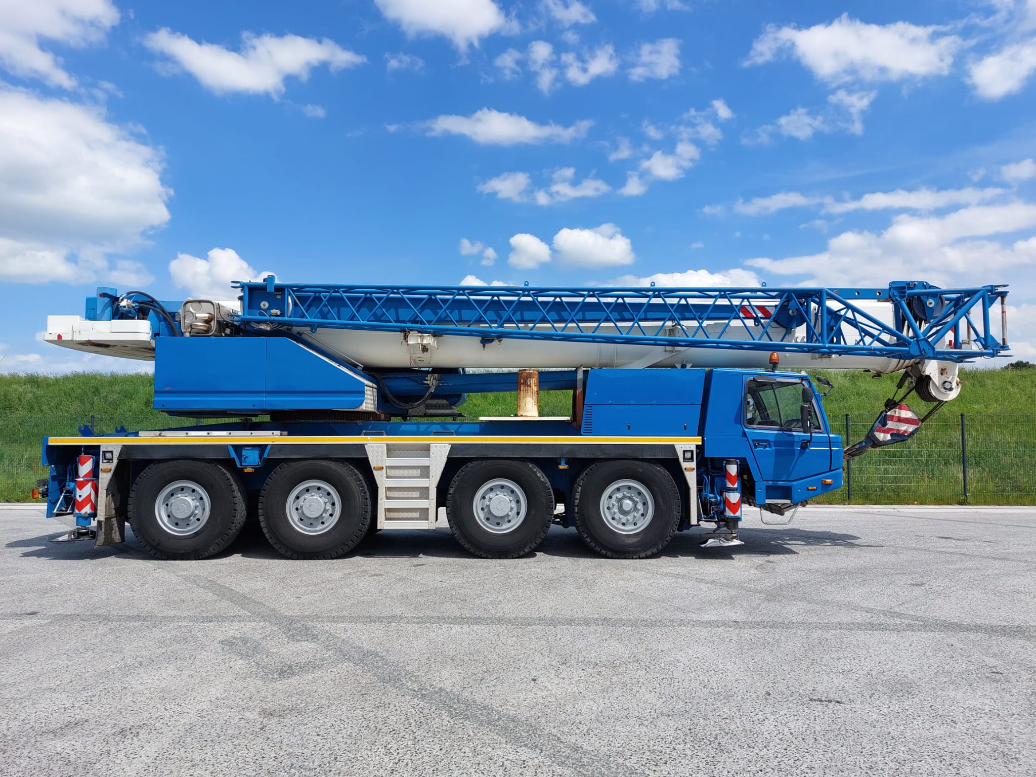 TADANO FAUN ATF90G-4  90 Ton - Image 19
