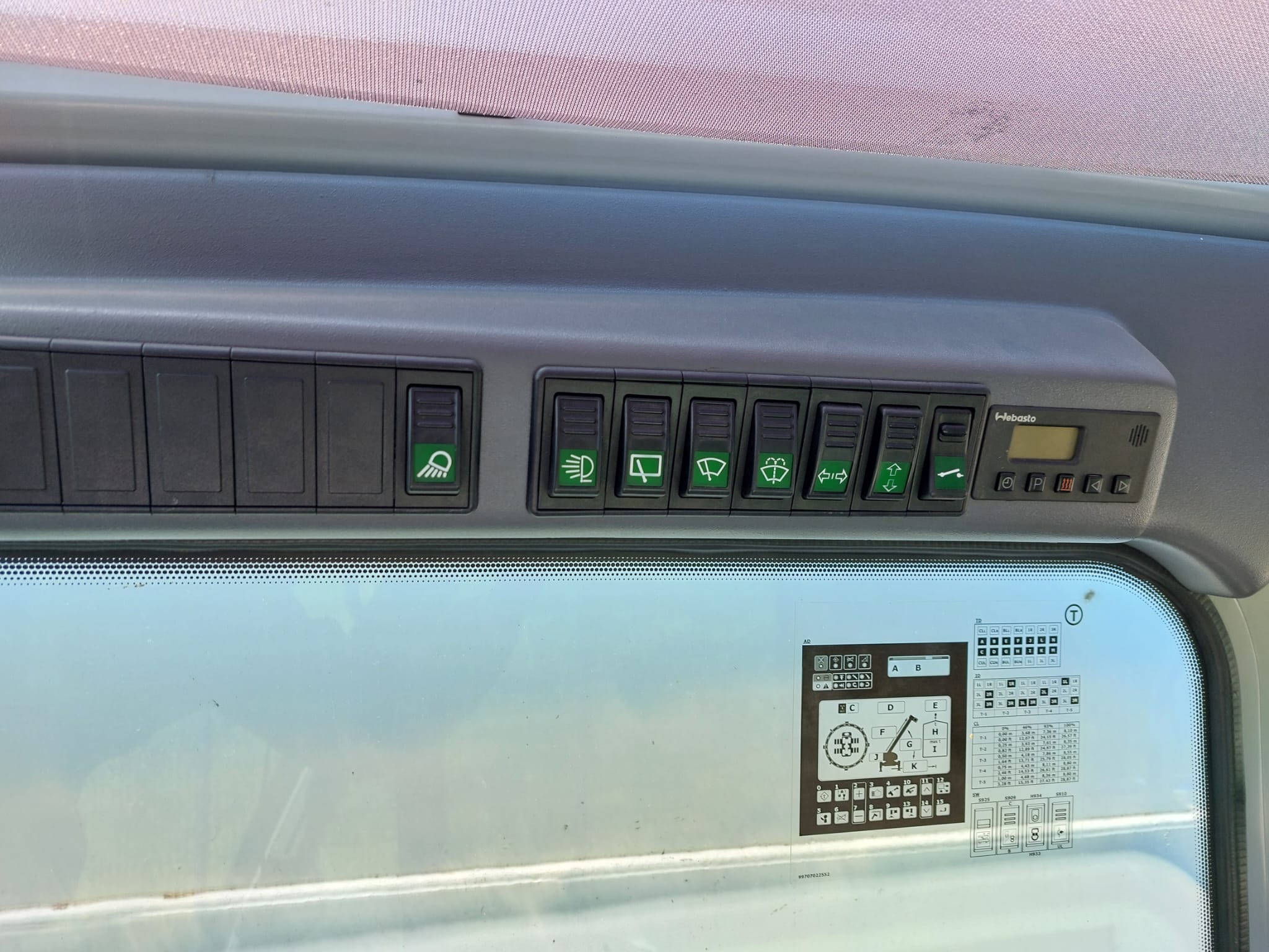 TADANO FAUN ATF90G-4  90 Ton - Image 9