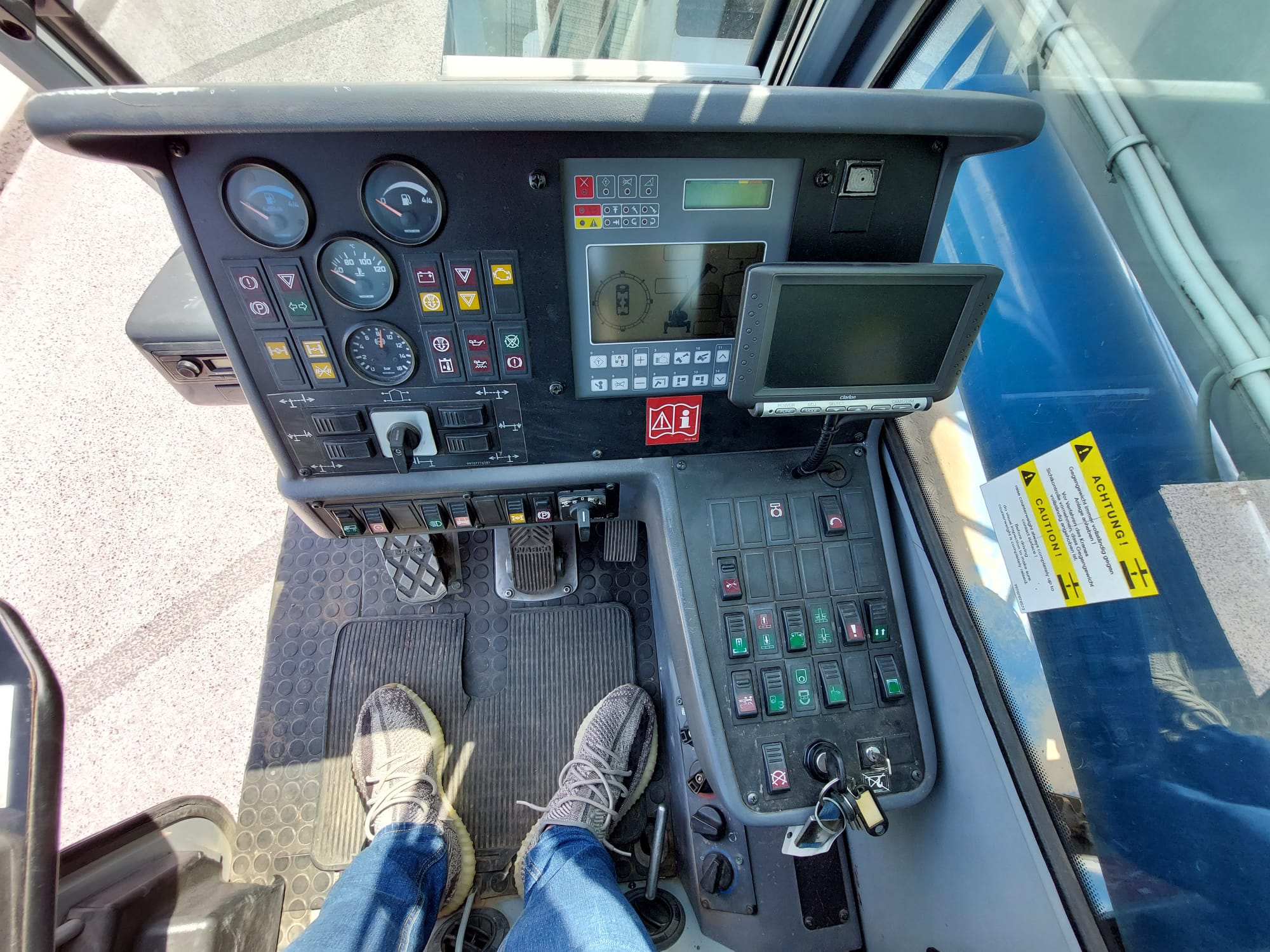 TADANO FAUN ATF90G-4  90 Ton - Image 7