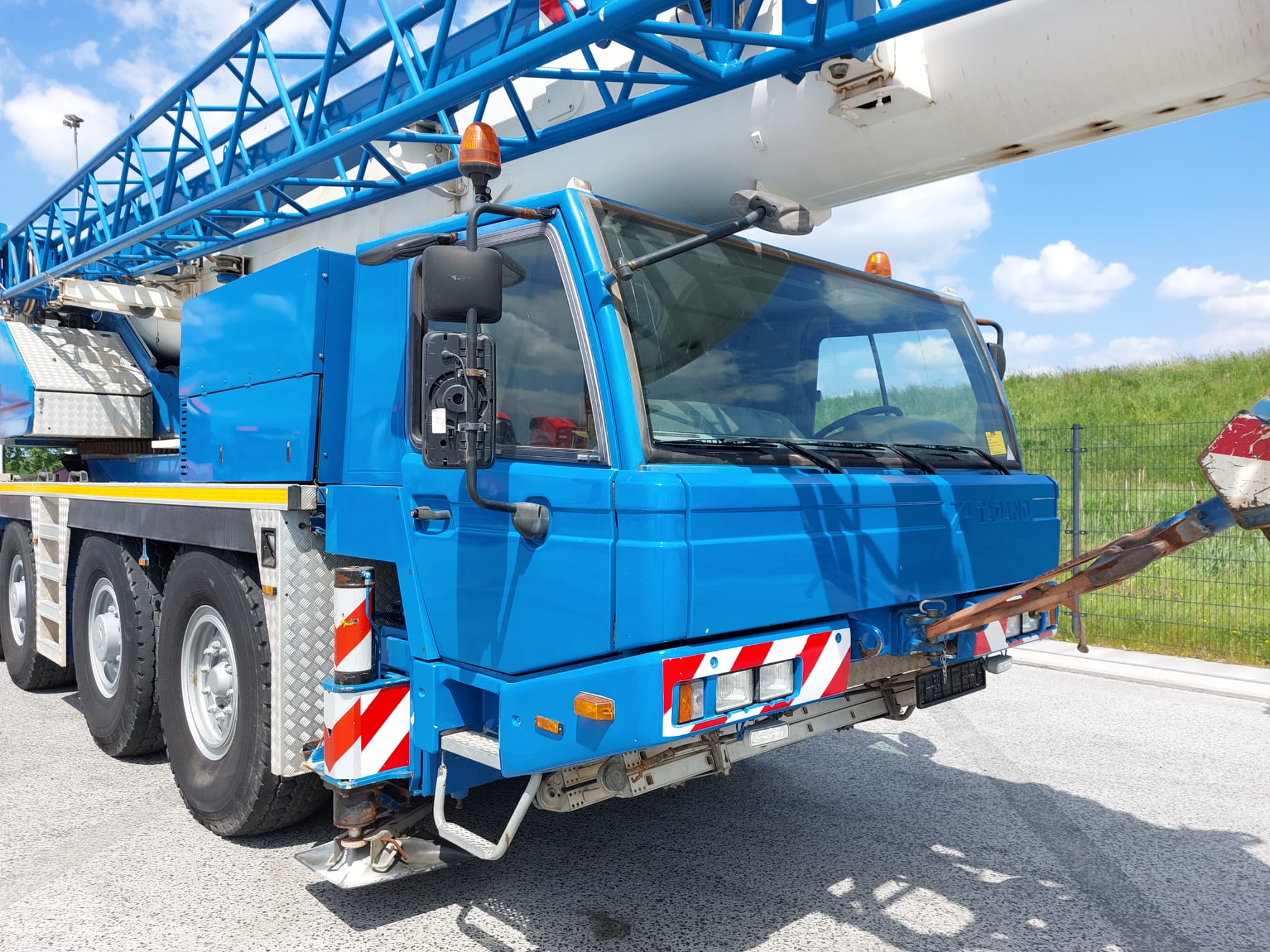 TADANO FAUN ATF90G-4  90 Ton - Image 17