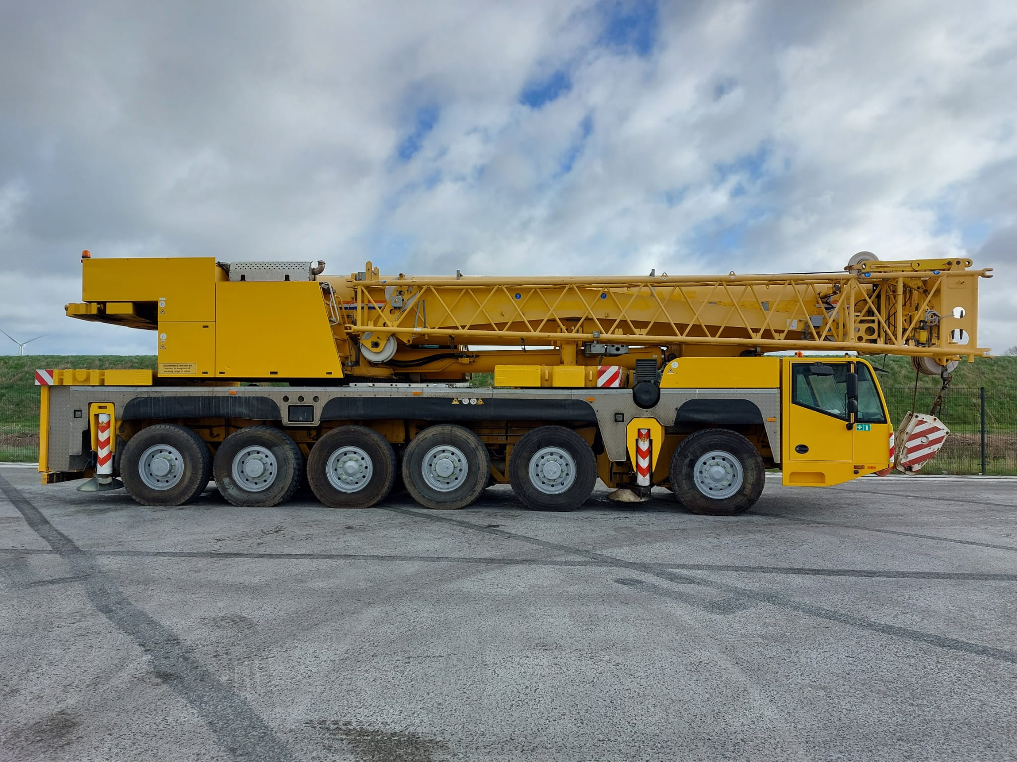 TEREX-DEMAG AC200-1  200 Ton - Image 15