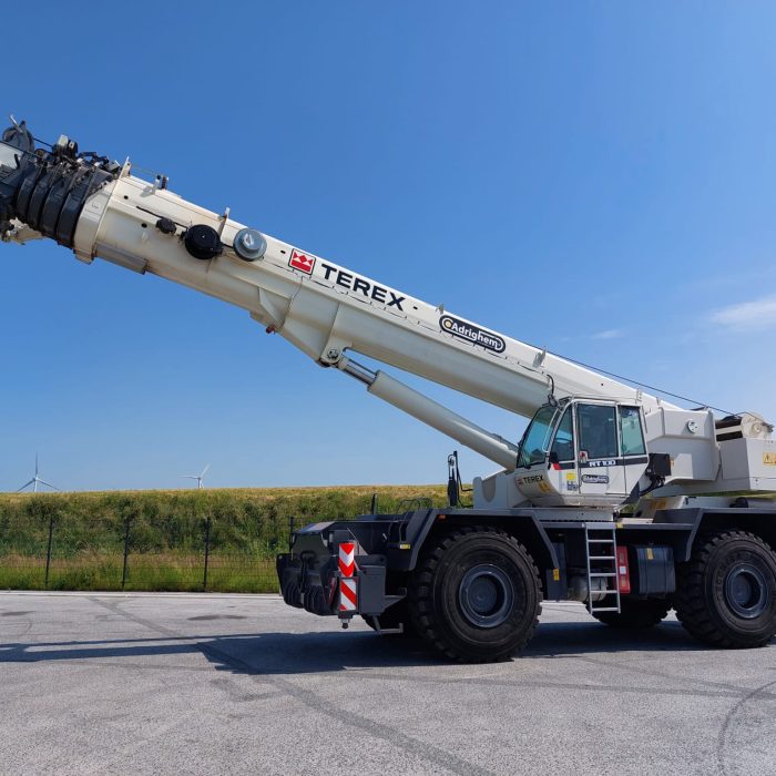 TEREX RT90  87 Ton