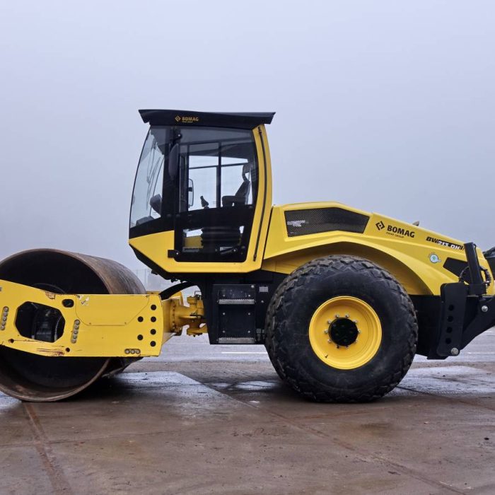 Bomag BW213 DH+P-5