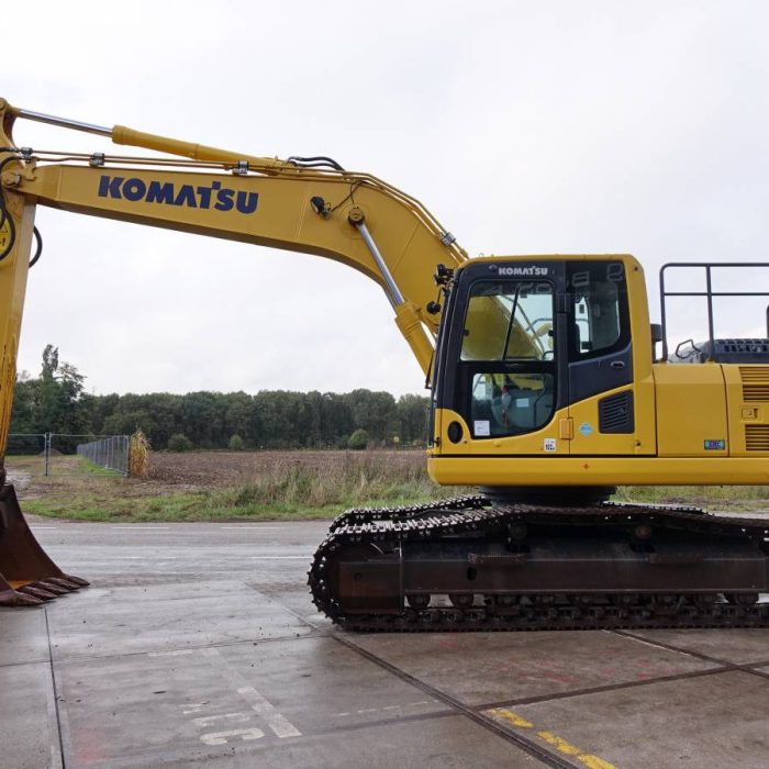 Komatsu PC200 LC