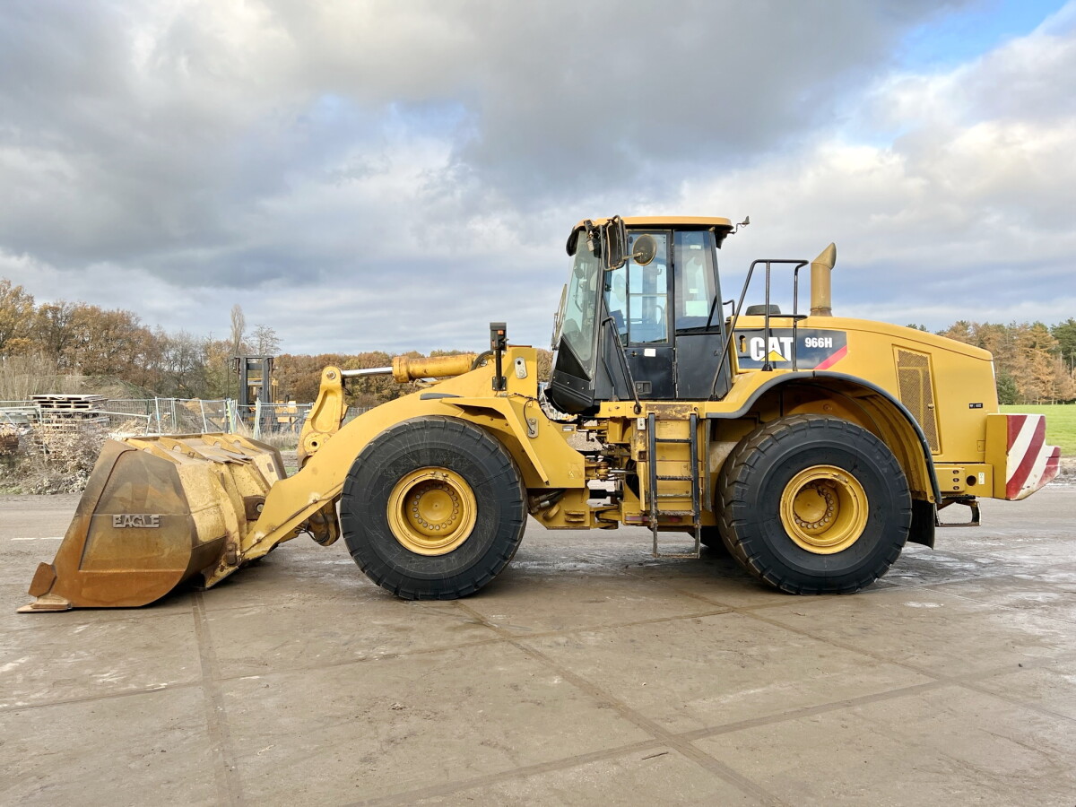 Caterpillar 966H - Image 12