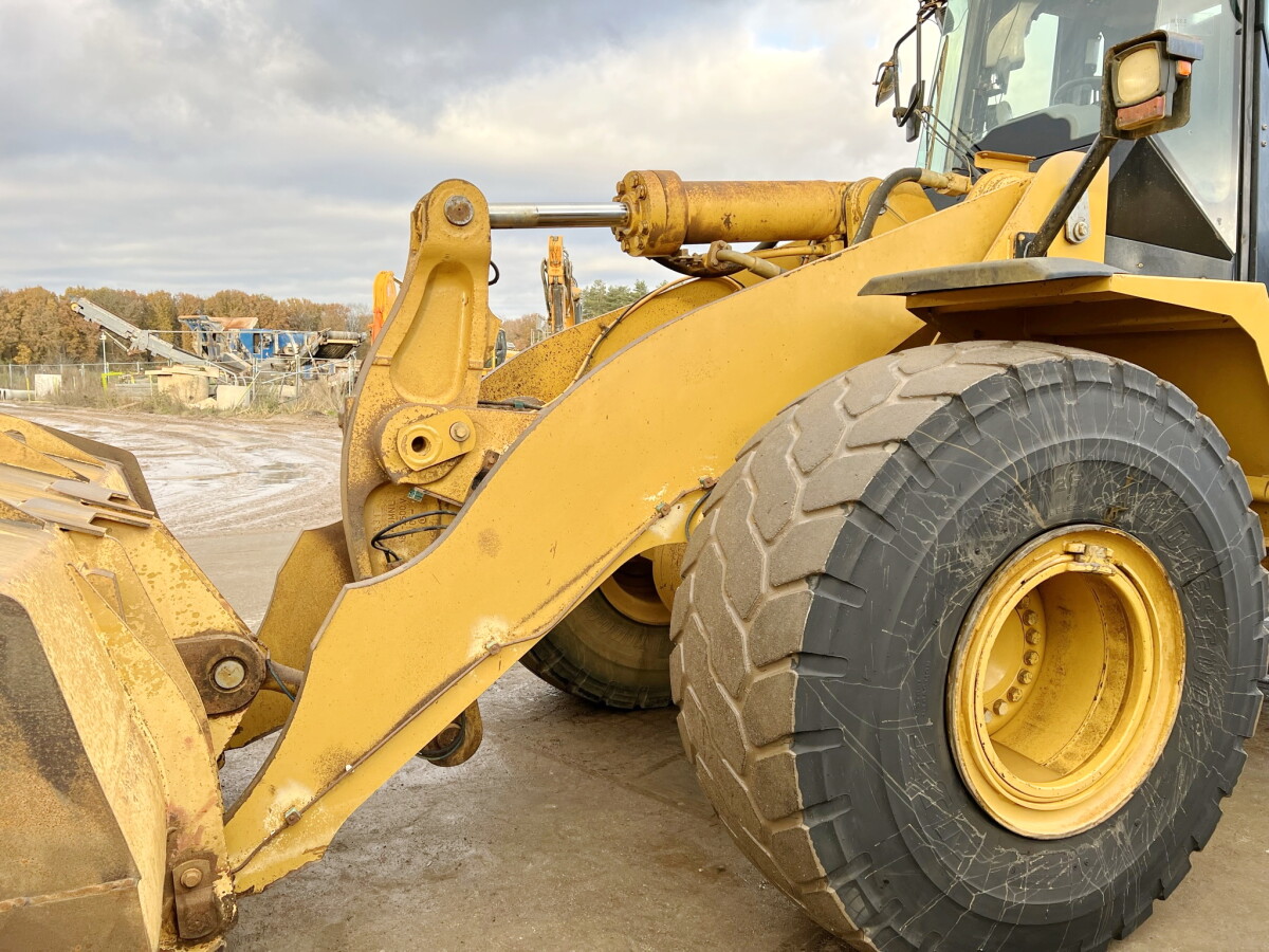 Caterpillar 966H - Image 3