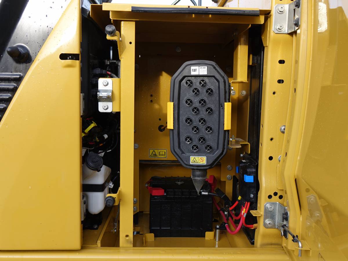 Caterpillar 320GC  NEW - Image 5
