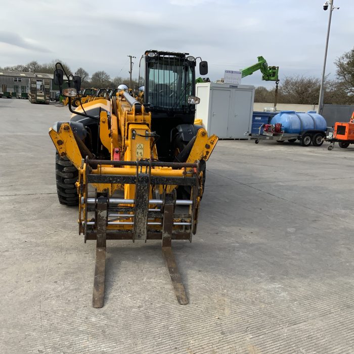 2019 JCB 540-140  Telehandler